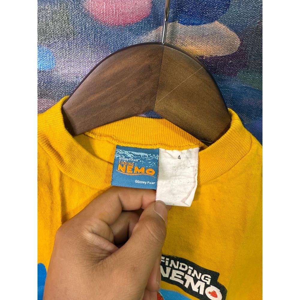 Disney Finding Nemo Father Son Yellow Graphic T Shirt Kids Size 4 - Picture 3 of 3